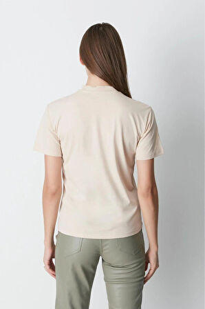 %100 Organik Pamuk Kadın Bej Basic Ribana'lı Dik Yaka Örme T-shirt Yarım Balıkçı