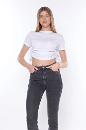 Beyaz 100% Pamuk Büzgü Detaylı Basic Bisiklet Yaka Örme T-shirt Twoss21ts0131