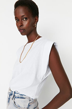 Beyaz %100 Pamuk Vatka Görünümlü Basic Bisiklet Yaka Örme T-shirt