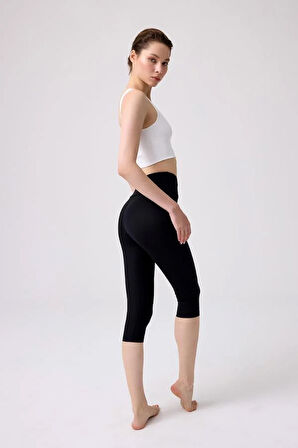 Siyah Toparlayıcı Yüksek Bel Diz Altı Kadın Kapri Tayt