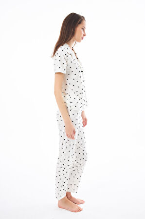 Premium Kadın Pijama Takımı Krem Kalp Desenli Yumuşak Dokulu Kısa Kollu Gömlek Yaka