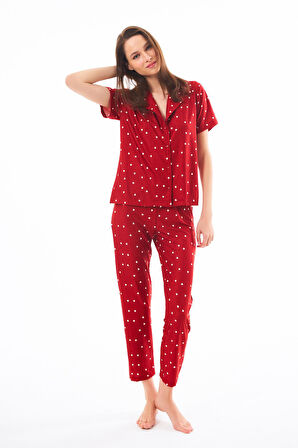 Premium Kadın Pijama Takımı Kırmızı Kalp Desenli Yumuşak Dokulu Kısa Kollu Gömlek Yaka