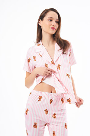 Premium Kadın Pijama Takımı Krem Ayıcık Desenli Yumuşak Dokulu Kısa Kollu Gömlek Yaka