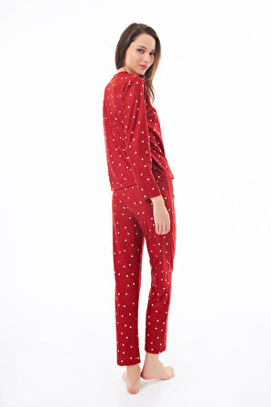 Premium Kadın Pijama Takımı Kırmızı Kalp Desenli Yumuşak Dokulu Bisiklet Yaka Uzun Kollu