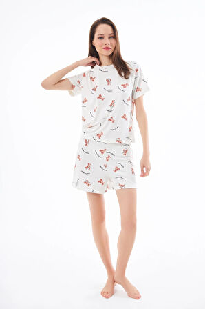 Premium  Yazlık Şortlu Kadın Pijama Takımı Ayıcık Desenli Yumuşak Dokulu Bisiklet Yaka Kısa Kollu