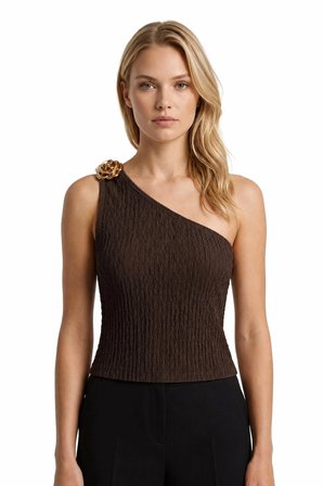 Premium - Tide Collection | Kahverengi Tek Omuz Çiçek Aksesuarlı Bürümcük Dokulu Kadın Crop Bluz