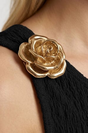 Premium - Tide Collection | Siyah Tek Omuz Çiçek Aksesuarlı Bürümcük Dokulu Kadın Crop Bluz