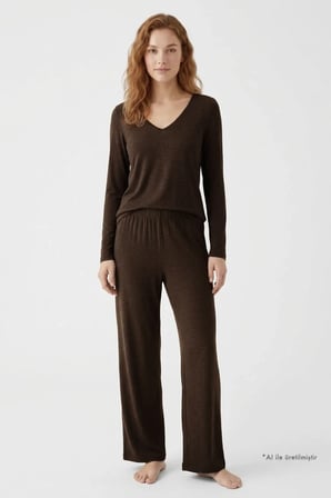 Premium - Serene Collection | Kahverengi Rib Dokulu Bol Paça V Yaka Viskon Kadın Pijama Takımı