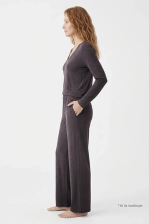 Premium - Serene Collection | Vizon Rib Dokulu Bol Paça V Yaka Viskon Kadın Pijama Takımı