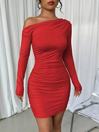 Kadın Uzun Kollu Tek Omuzu Açık Yanlardan Büzgülü Kısa Sandy Elbise