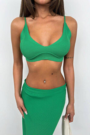 Crop Büstiyer Yırtmaçlı Etek Takım