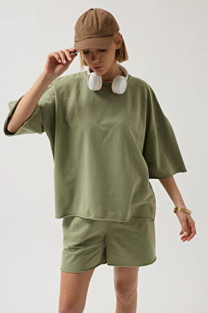 Oversize Lazer Kesim Bisiklet Yaka T-Shirt