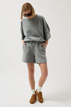 Oversize Lazer Kesim Bisiklet Yaka T-Shirt
