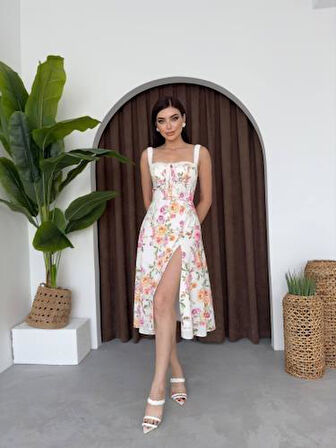 Anjelik Yırtmaç Detaylı Elbise