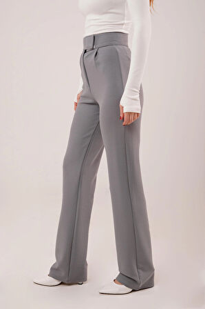 Cırt Kapama Detaylı Gri Pantolon
