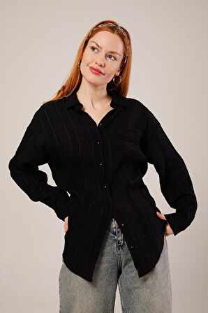 Hakim Yaka Çizgili Cep Detaylı Siyah Gömlek