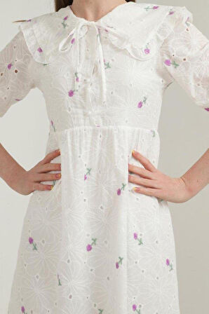 Beyaz Bebe Yakalı Brode Elbise