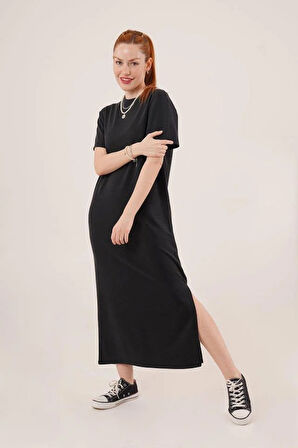 Yırtmaç Detaylı Kısa Kollu Salaş Maxi Siyah Elbise