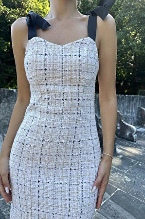 Pudra Kurdeleli Elbise