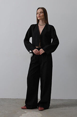 Önü Bağlamalı Crop Takım - Siyah