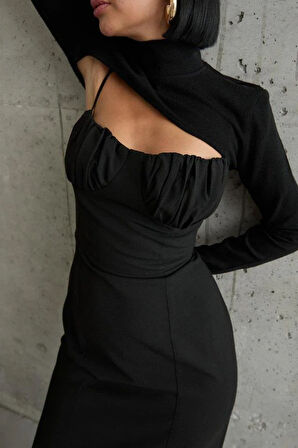 Siyah Göğüs Kuplu Elbise