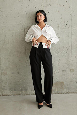 Beyaz Biyeli Gömlek