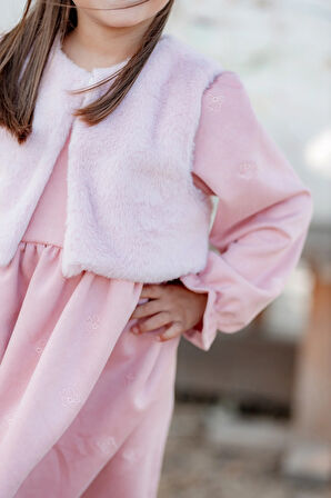 Kürklü Nubuk Kumaş Fiyonk Nakışlı Elbise Pembe