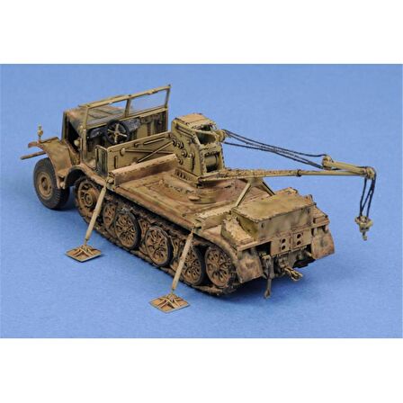 Trumpeter 07251 1/72 Ölçek Yarı Paletli Döner Vinç 6t ,18t (Sd.kfz.9/1), Plastik Model Kiti