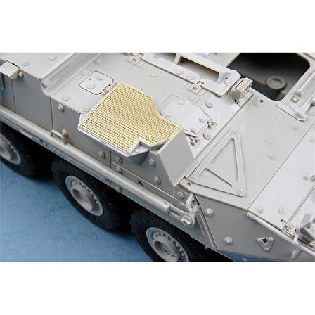 Trumpeter 01574 1/35 Ölçek M1132 Stryker Mühendis Ekibi Aracı ve LWMR-Mayın Temizleme Aparatı, Plastik Model Kiti