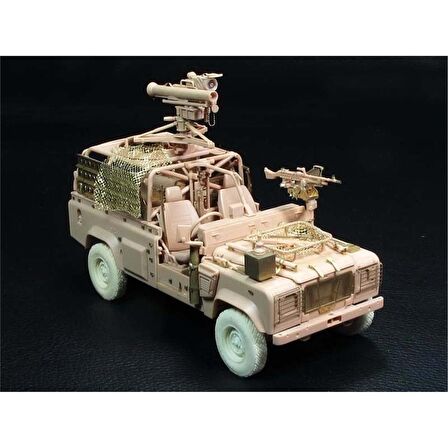 HobbyBoss 82447 1/35 Ölçek Land Rover WMIK w/MILAN ATGM, Askeri Cip Plastik Model Kiti