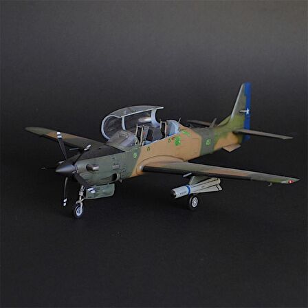 HobbyBoss 81727 1/48 Ölçek Brazilian EMB314 Super Tucano, Askeri Uçak Plastik Model Kiti