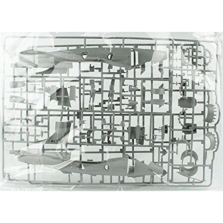 Kinetic K48060 1/48 Harrier GR1/GR3 Savaş Uçağı, Plastik Model Kiti