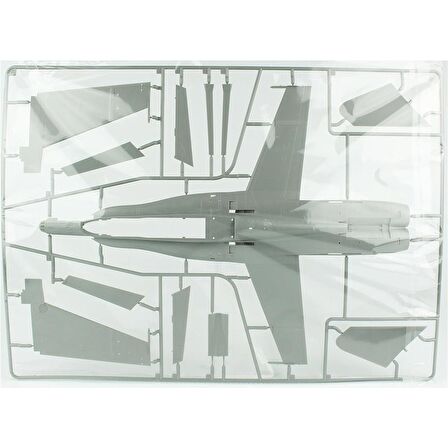 Kinetic K48088 1/48 F/A-18A/C/D (Aggressor VFC-12 & VFA-204) Savaş Uçağı, Plastik Model Kiti