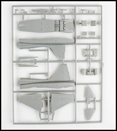 58 1/72 F/RF-5A FREEDOM FIGHTER PLASTIK MAKET KITI