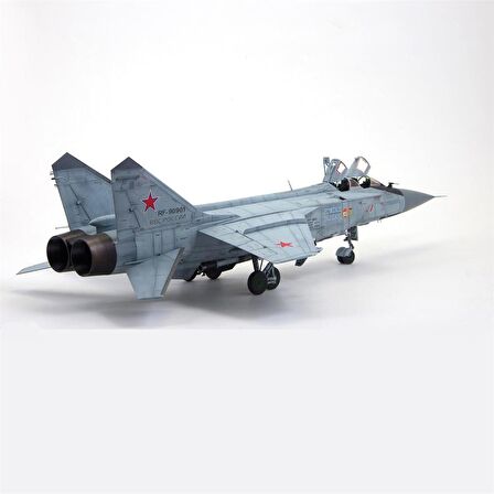 AMK 88008 1/48 Ölçek, Rus Mig-31 B/BS Foxhound, Savaş Uçağı Plastik Model Kiti