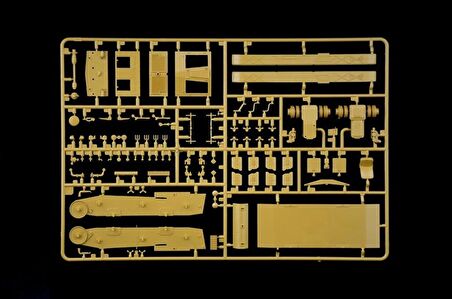 Italeri 6569S 1/35 Semovente M42 75/18 Tank Demonte Plastik Maketi