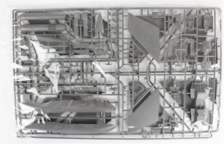 Academy 12105 1/32 F-16I SUFA Savaş Uçağı Demonte Plastik Maketi