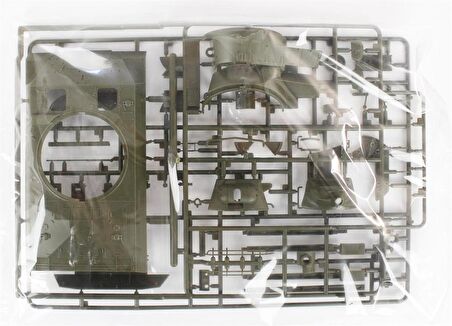 Academy 13255 1/35 US ARMY M-18 Hellcat Tankı Demonte Plastik Maketi