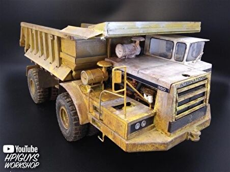 AMT 1209 1/25 International Payhauler 350, Demonte Plastik Maden Kamyonu Maketi