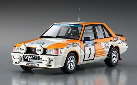 Hasegawa HC38 21138 1/24 Ölçek Mitsubishi Lancer EX 2000 Turbo (1982 1000 Lakes Rally) Otomobil Plastik Model Kiti