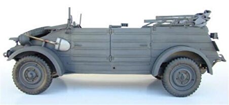 Dragon 75003 1/6 Ölçek Volkswagen Kübelwagen Tip-82 Hafif Zırhlı Arac Plastik Model Kiti