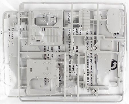 Hobbyboss 82411 1/35 AAVR-7A1 Amfibi Hücum Aracı M