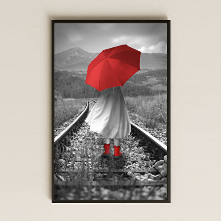 Kırmızı Şemsiye ve Botlu Kadın Yürüyüşü Şeffaf Pleksi Tablo
