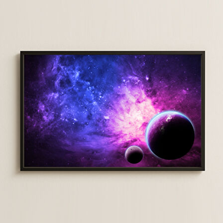 Mor Mavi Nebula ve İki Gezegen Temalı Dijital Uzay Tablosu