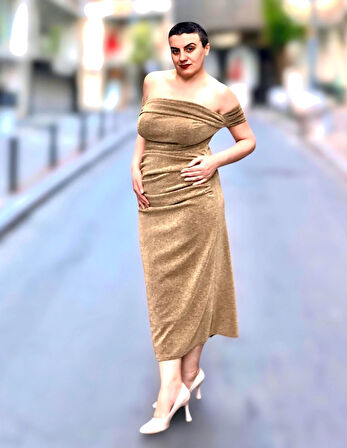 STRAPLEZ BALON KOL DRAPELİ MİDİ BOY ABİYE