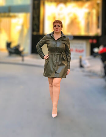 Gömlek yaka uzun kol deri elbise