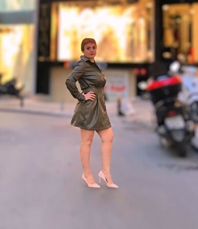 Gömlek yaka uzun kol deri elbise