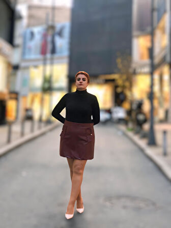 Mini cep aksesuarlı etek