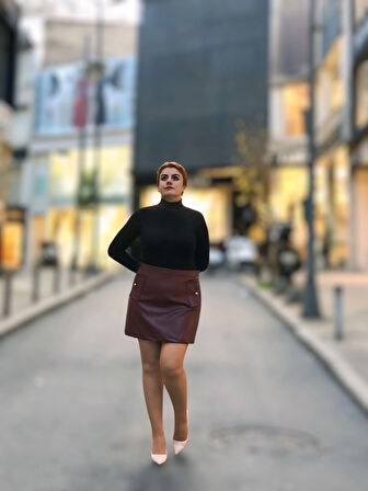 Mini cep aksesuarlı etek