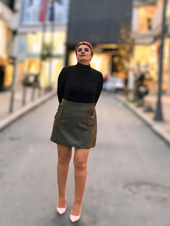 Mini cep aksesuarlı etek